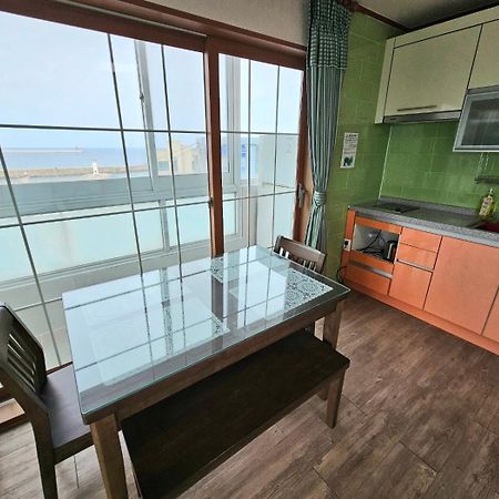 Billions Motel Gangneung Exterior foto
