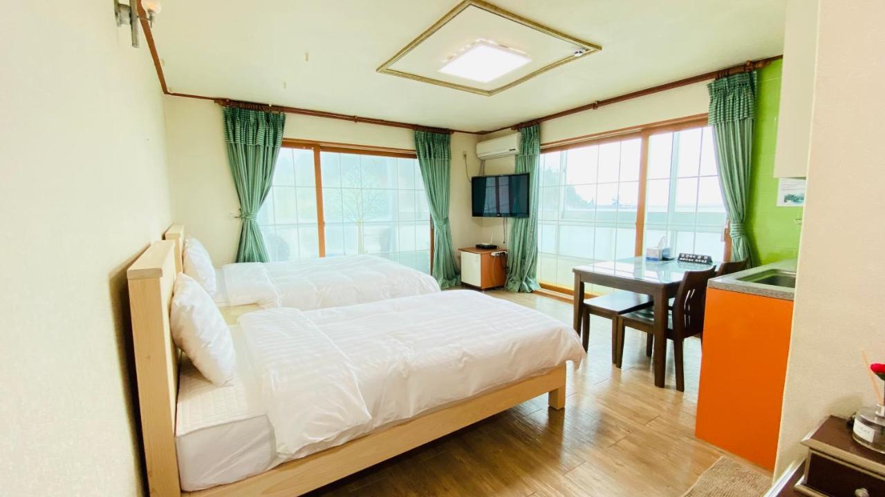 Billions Motel Gangneung Exterior foto